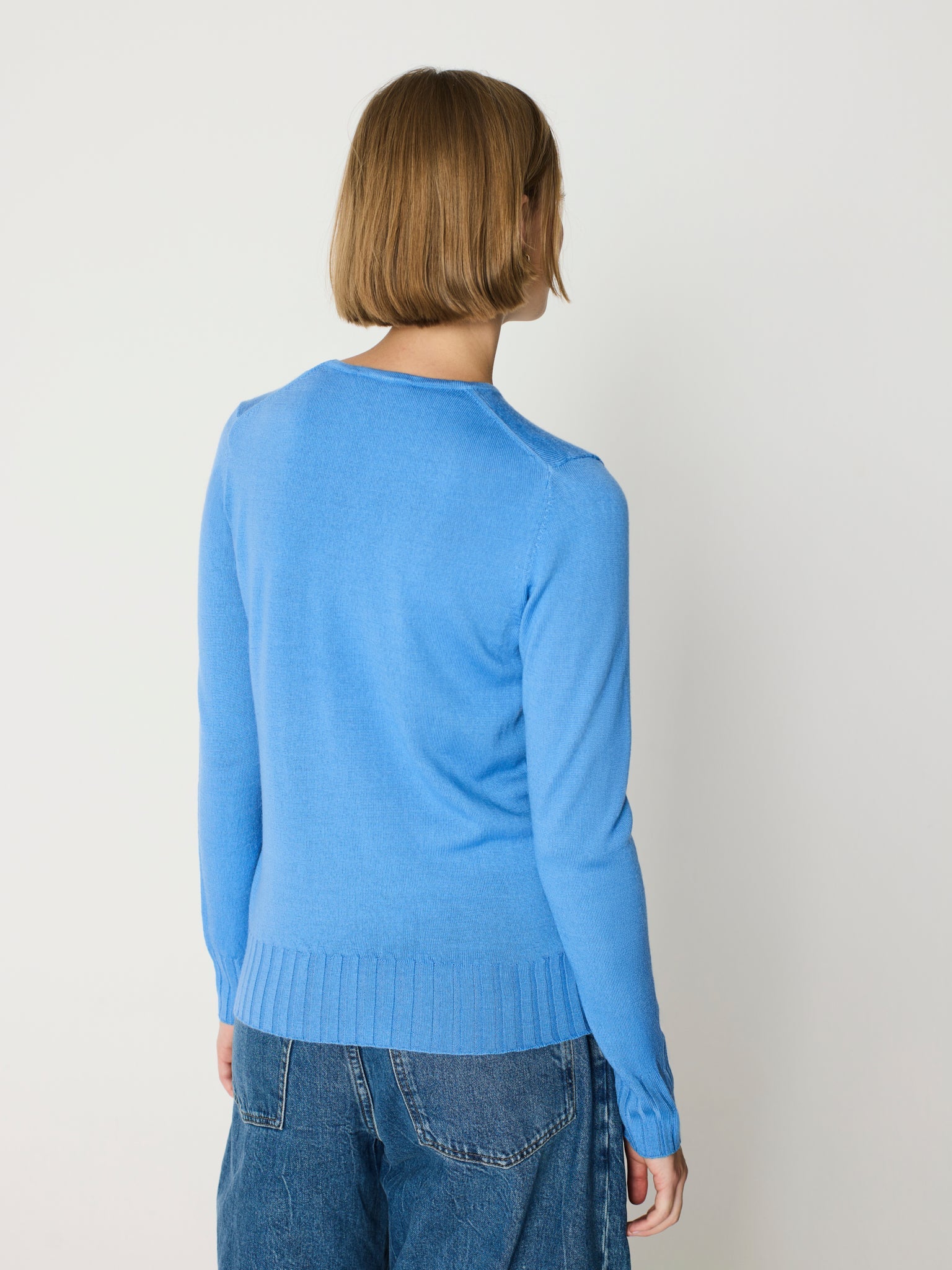 Jersey de canalé ancho cuello redondo y manga larga