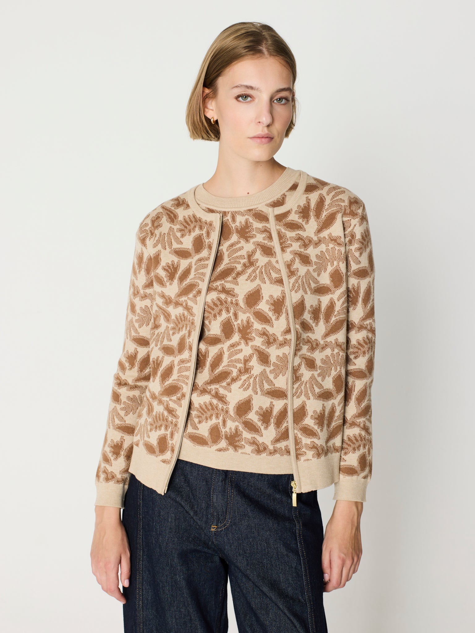 Chaqueta con jacquard de flores