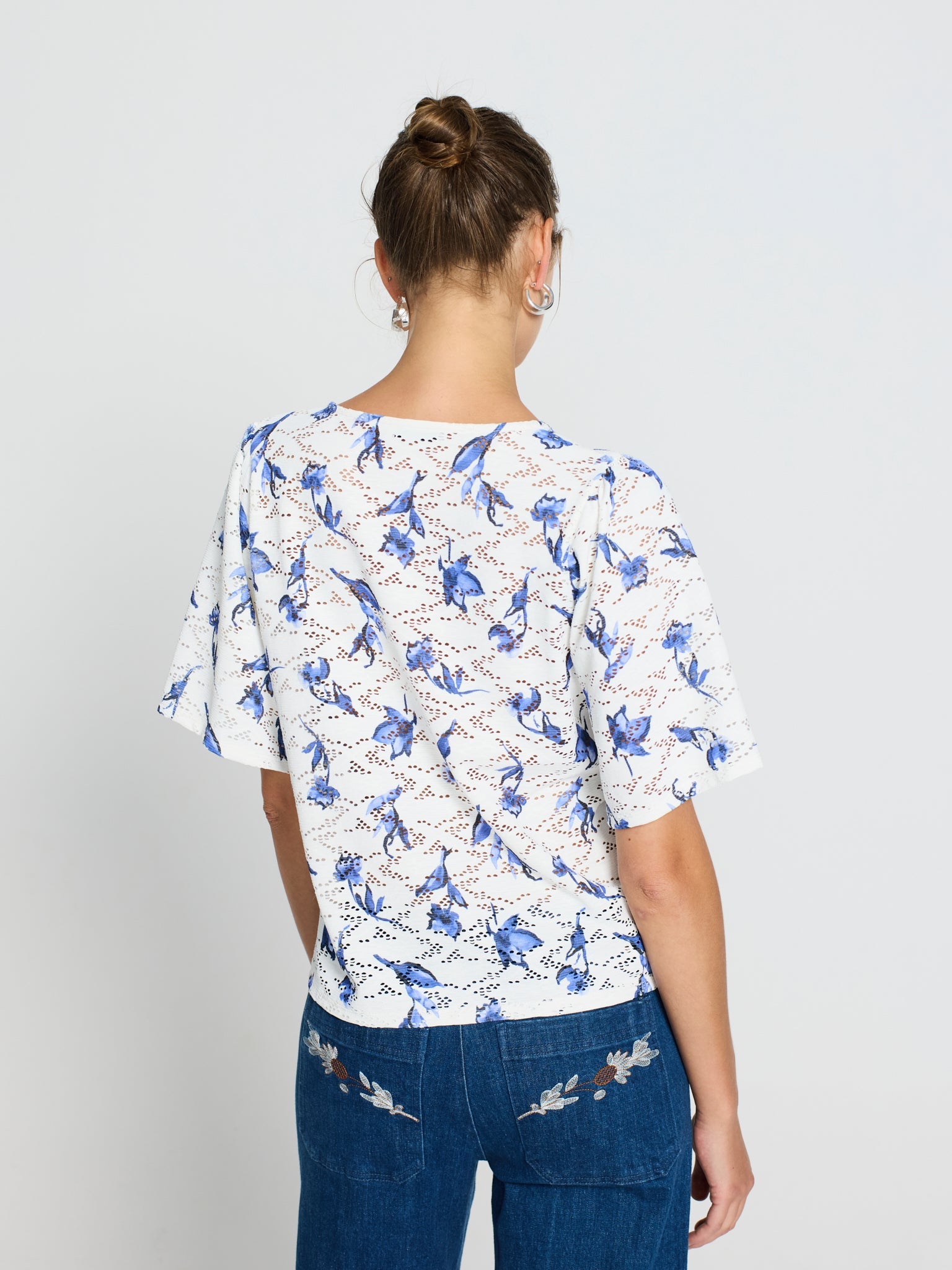 Blusa calada estampada