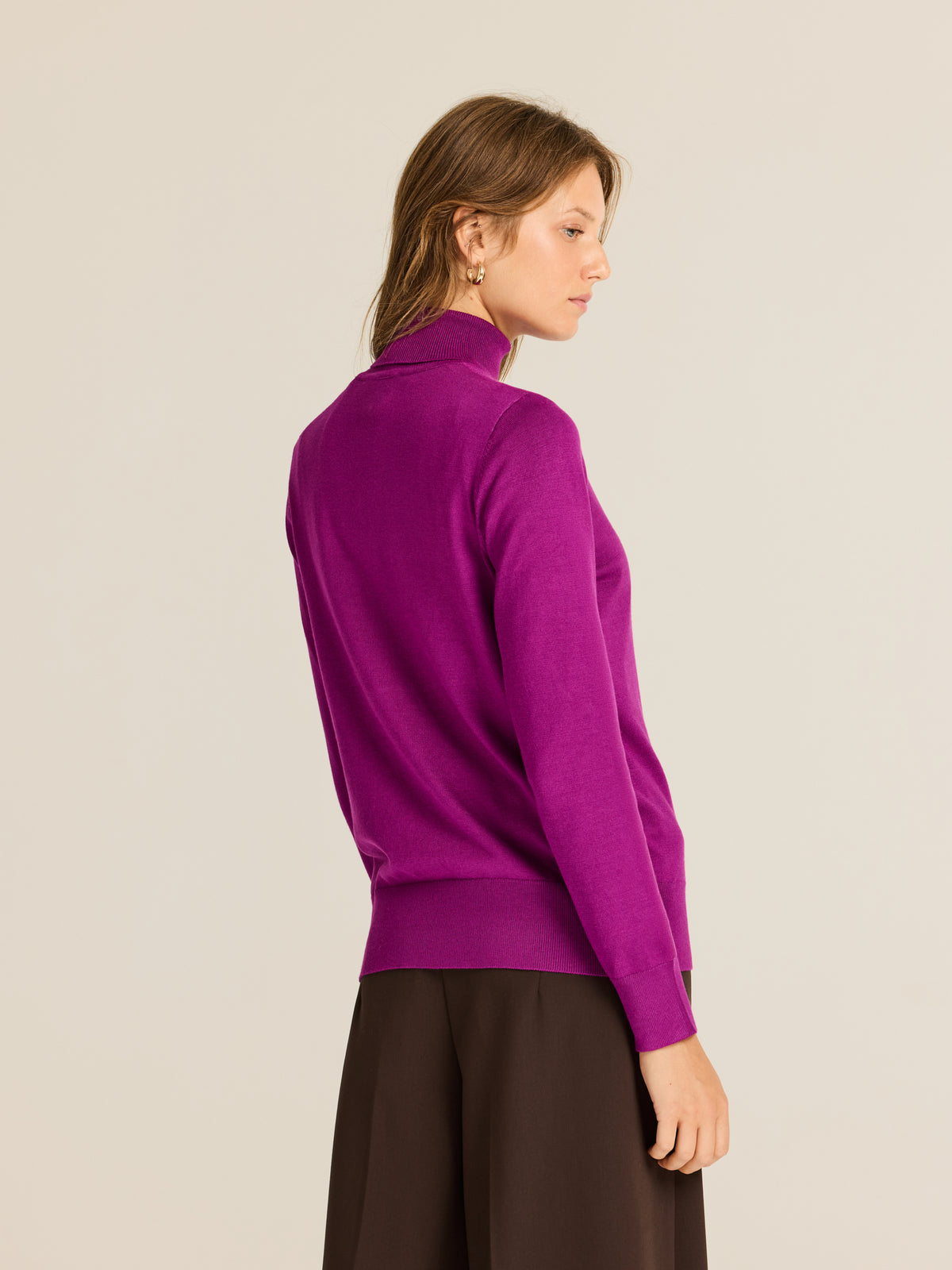 Viscose roll neck jumper