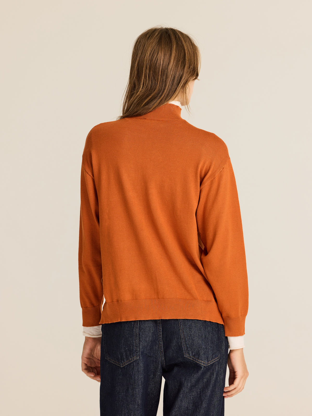 Jersey de viscosa con cuello perkins
