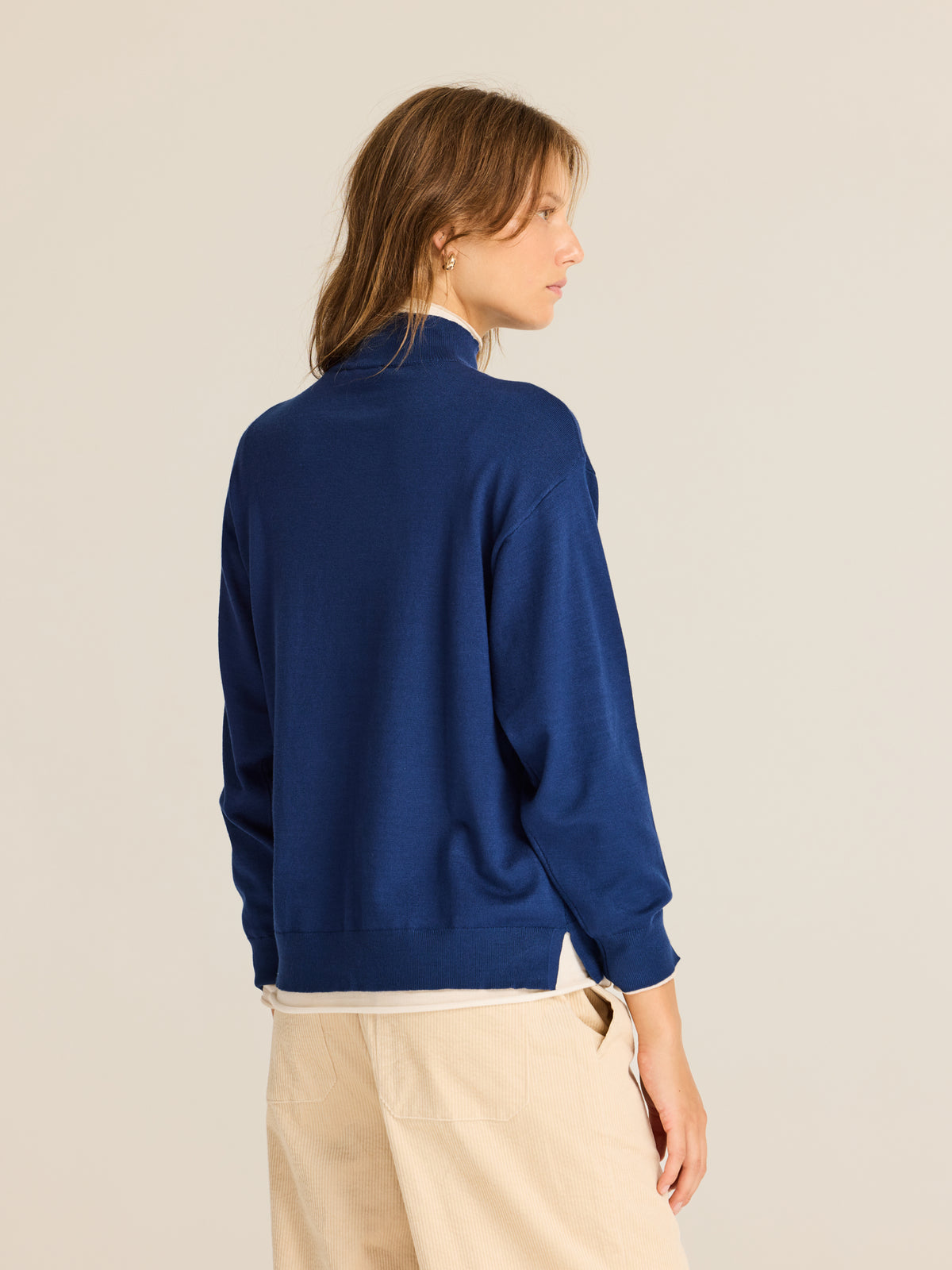Jersey de viscosa con cuello perkins