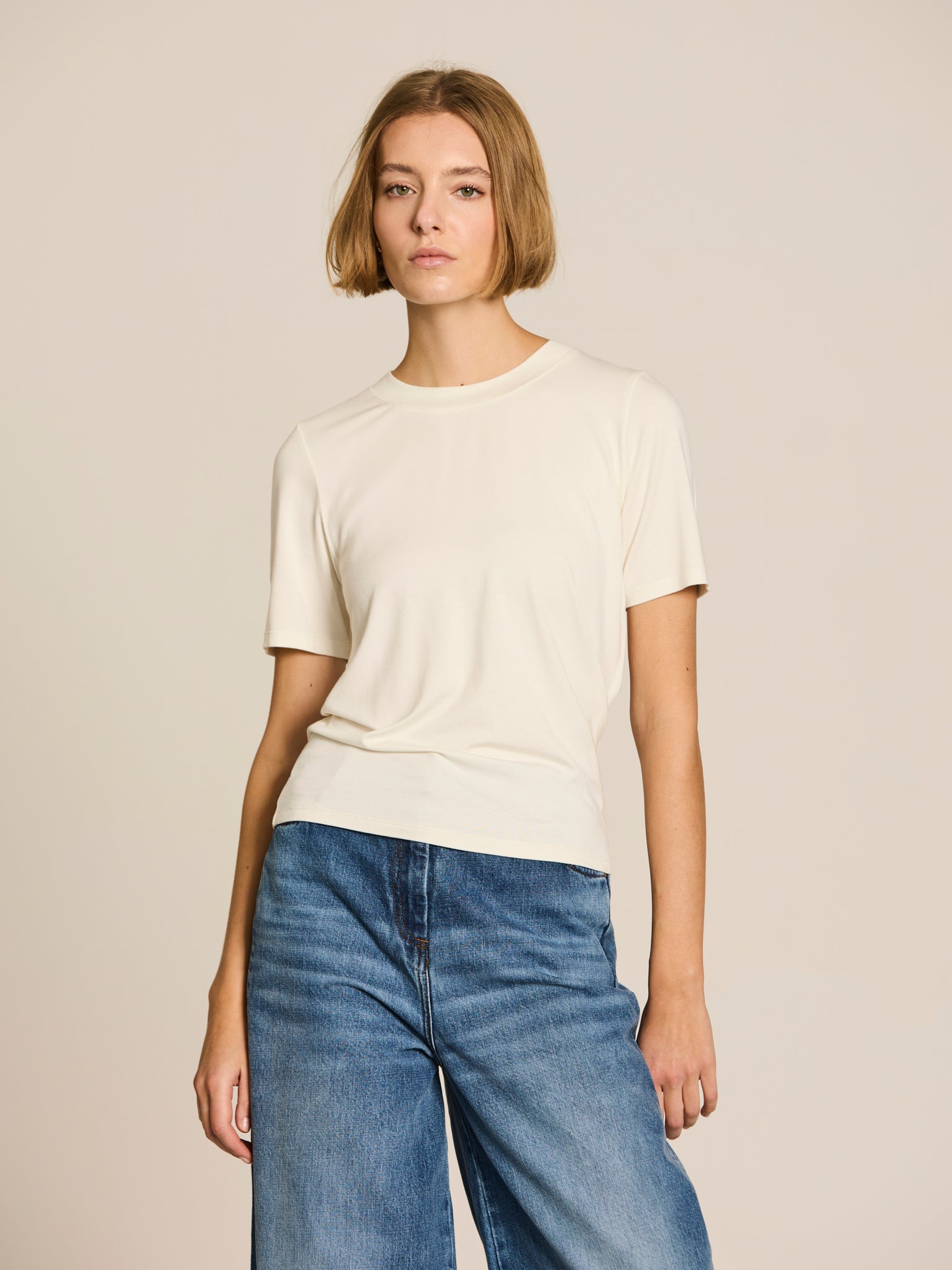 CAMISETA BÁSICA VISCOSA