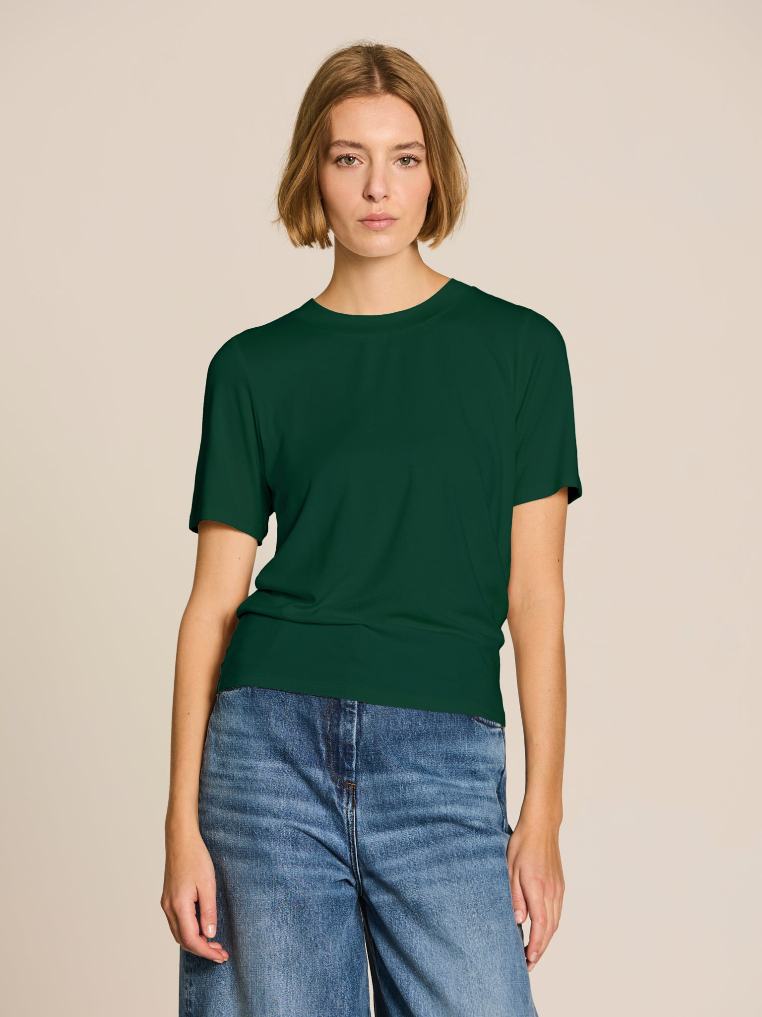 CAMISETA BÁSICA VISCOSA