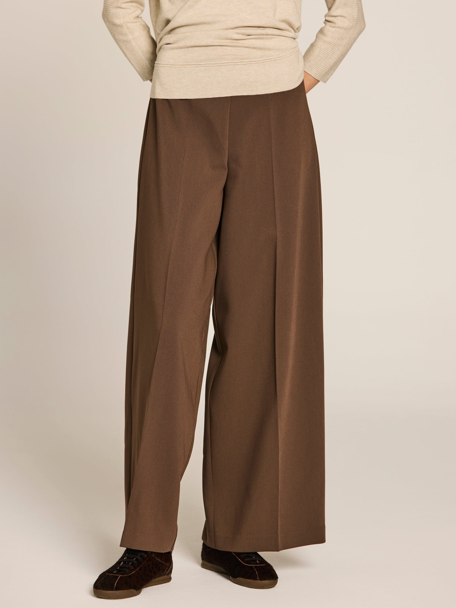Pantalón de pata ancha