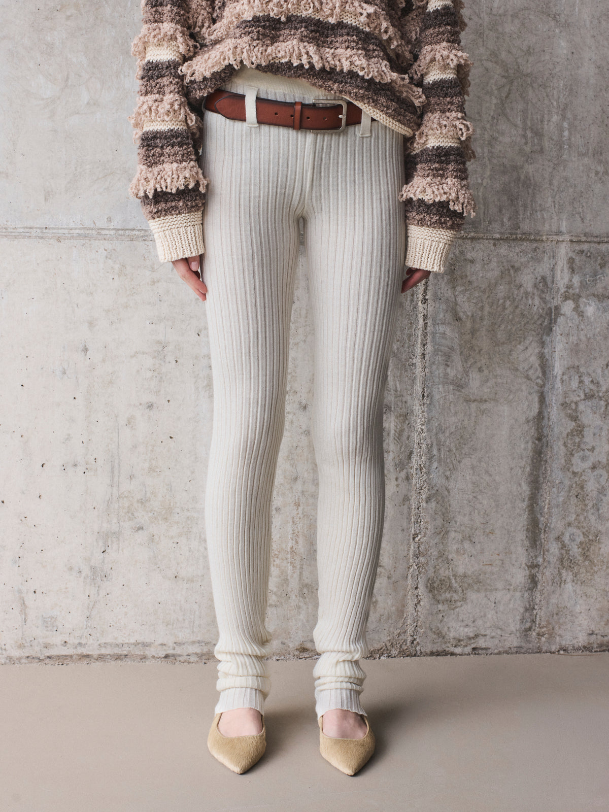 Ribbed knit wool leggings