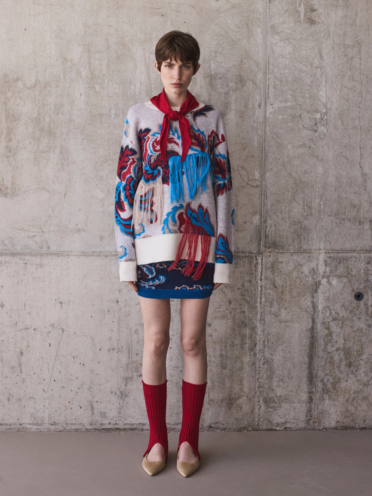 Short jacquard knit skirt