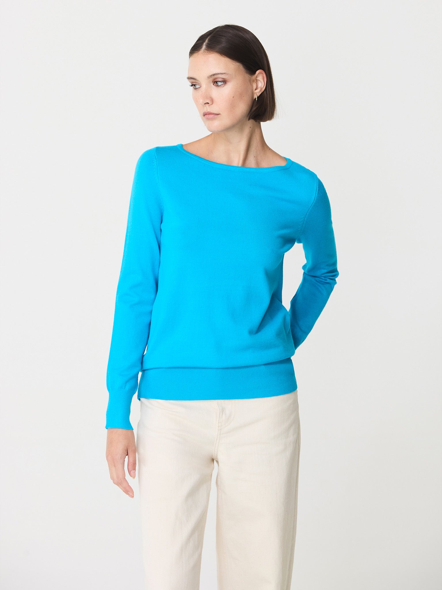 Boat neck sweater