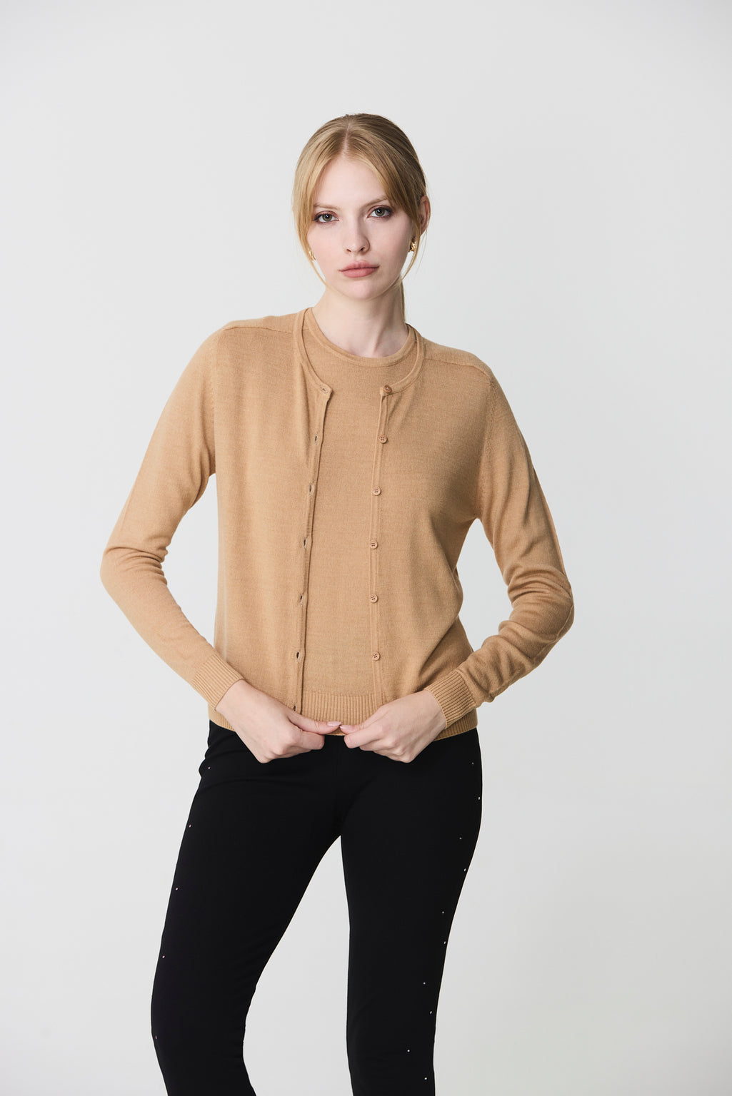 Women's round neck twinset