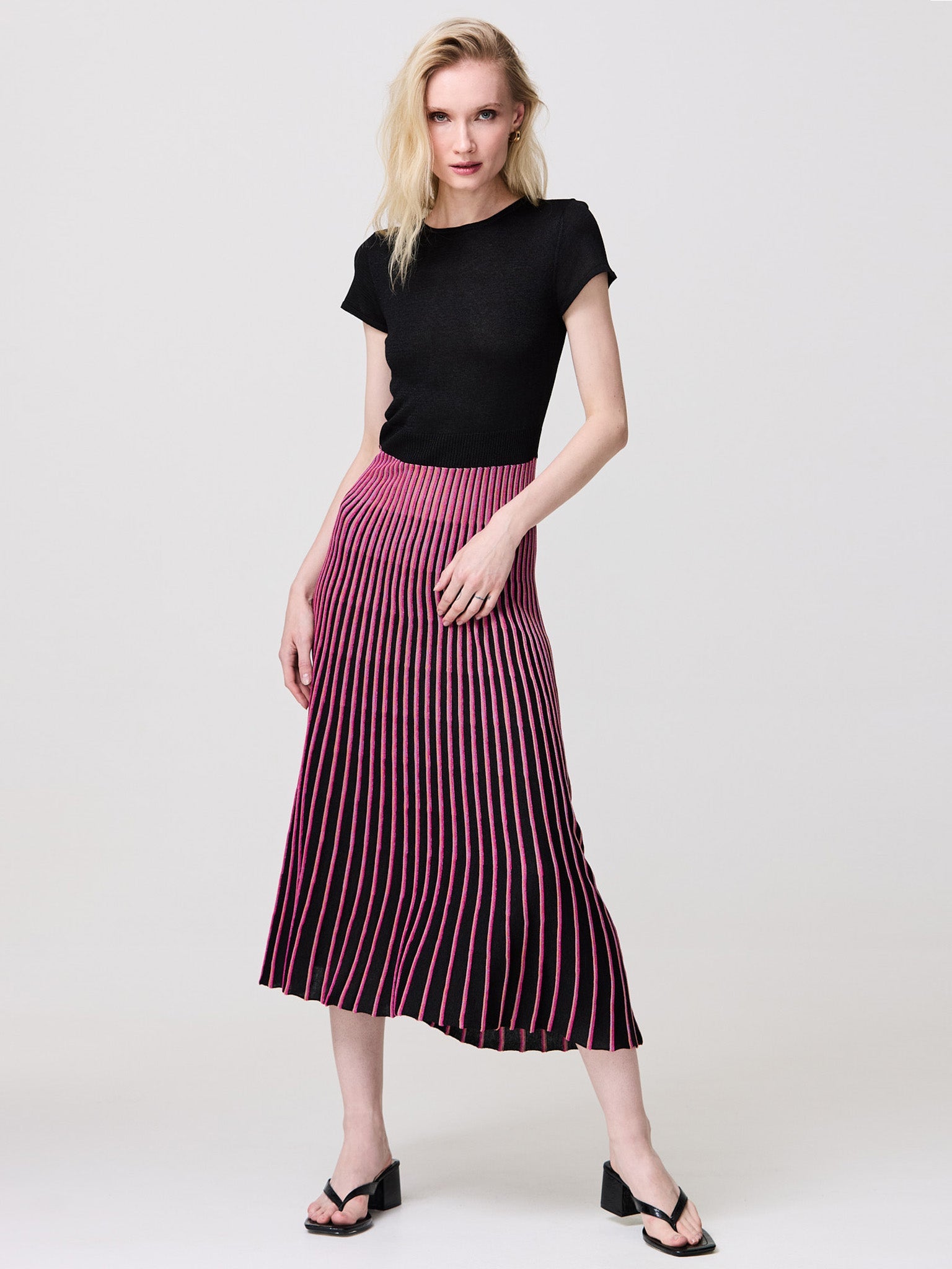 Knitted midi dress with pleated skirt