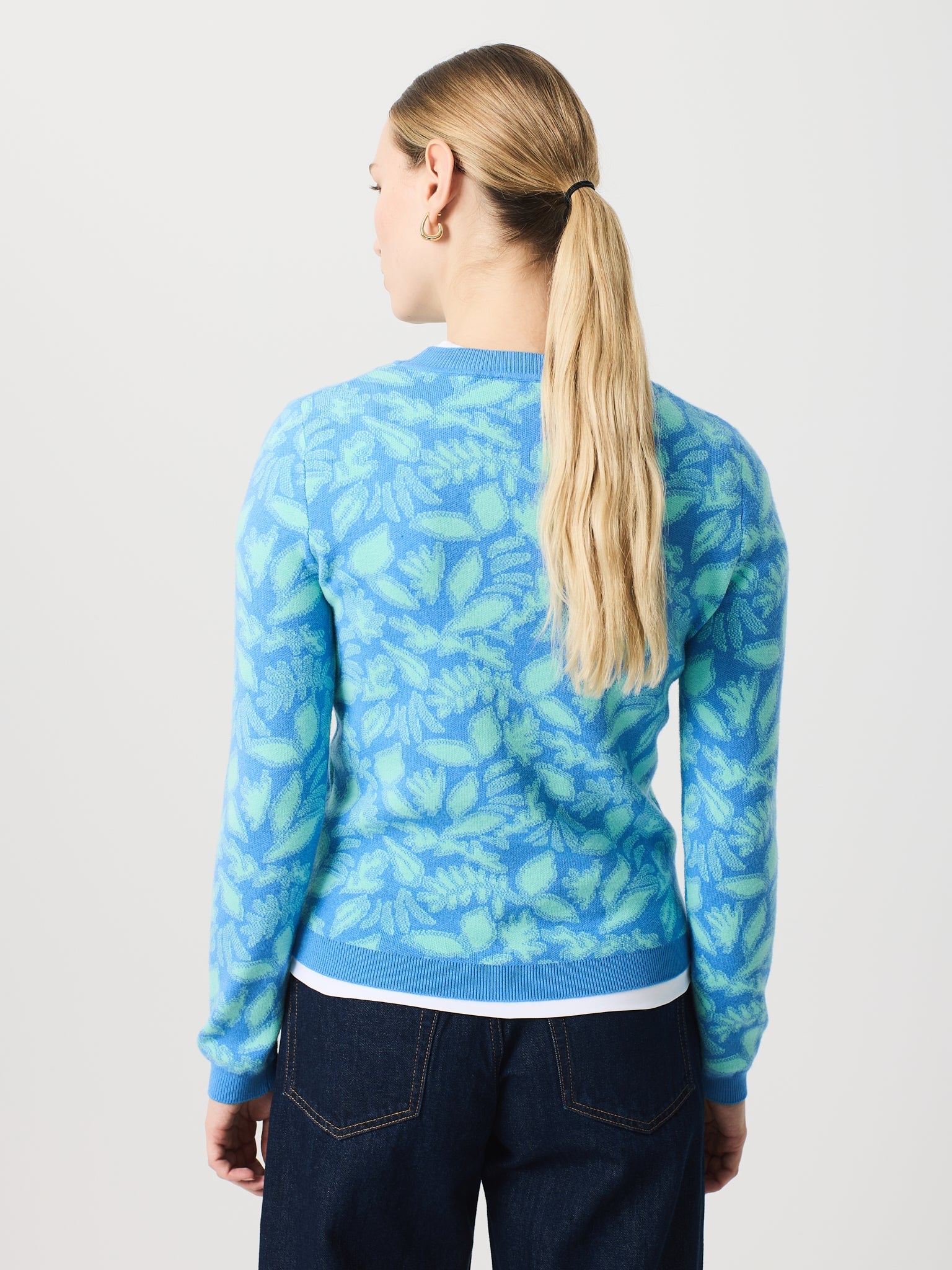 Jersey cuello redondo tipo jacquard