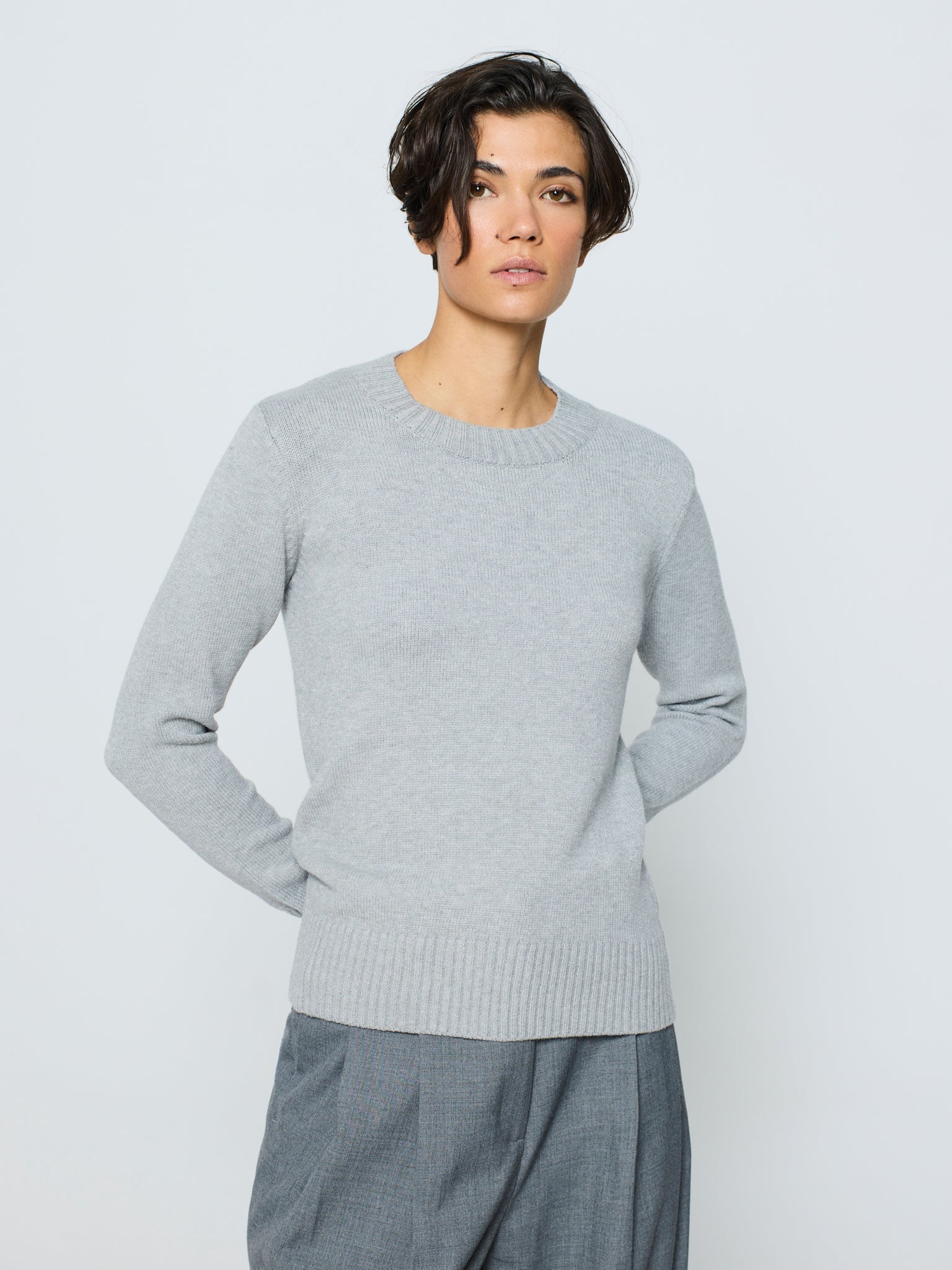Jersey trenzado cuello redondo