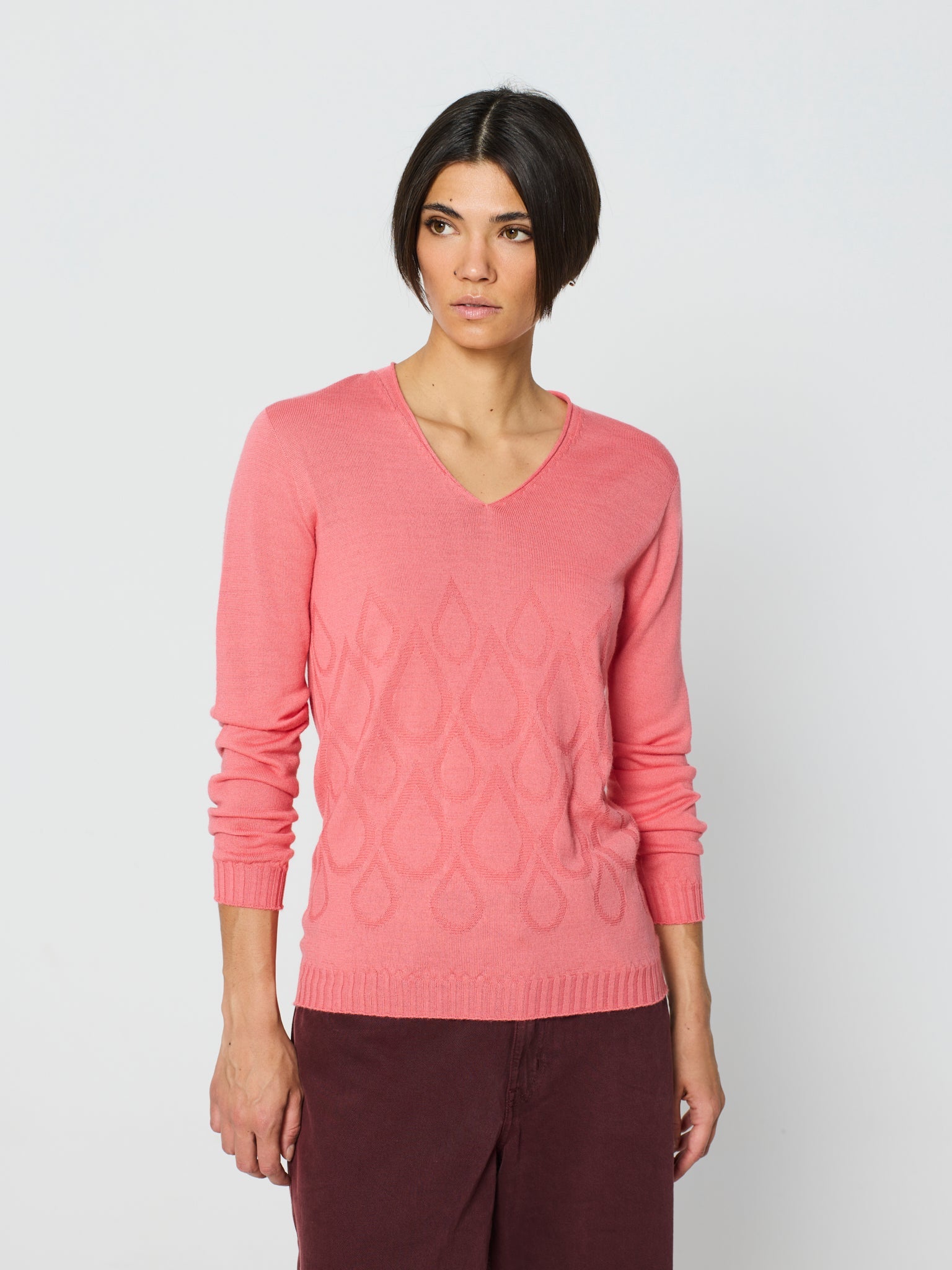 Jersey de cuello pico con adorno en delantero
