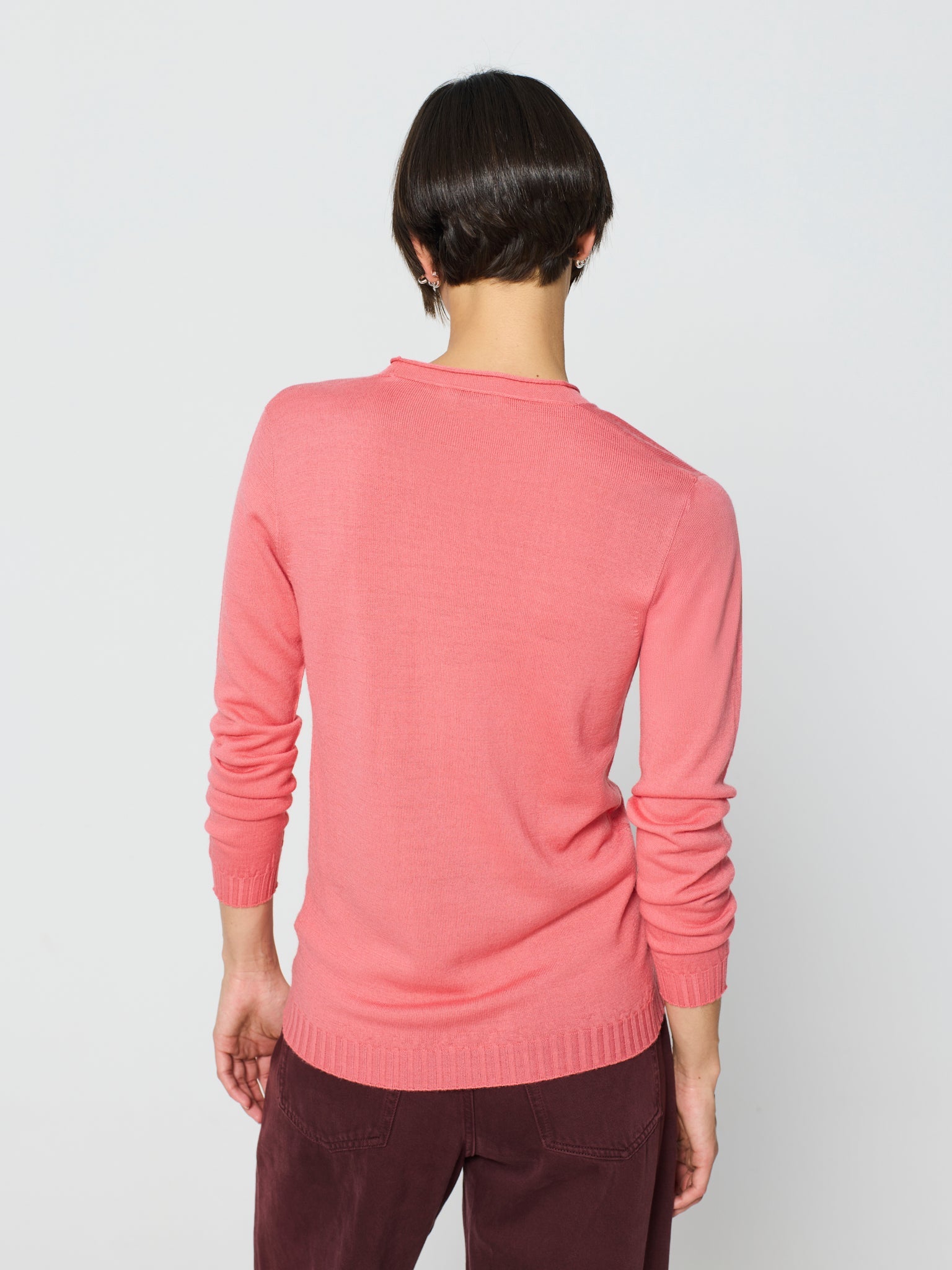Jersey de cuello pico con adorno en delantero