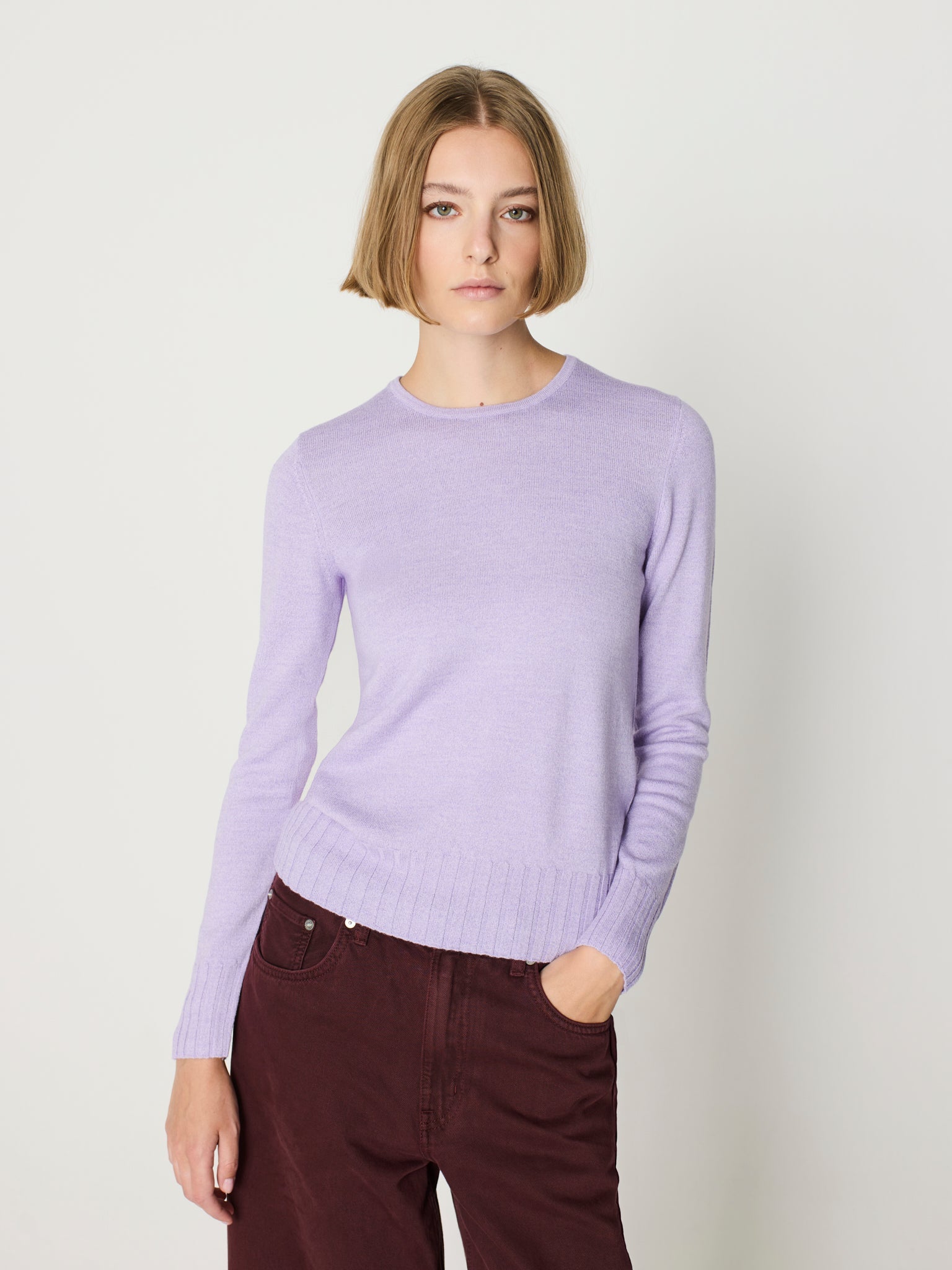 Jersey de canalé ancho cuello redondo y manga larga