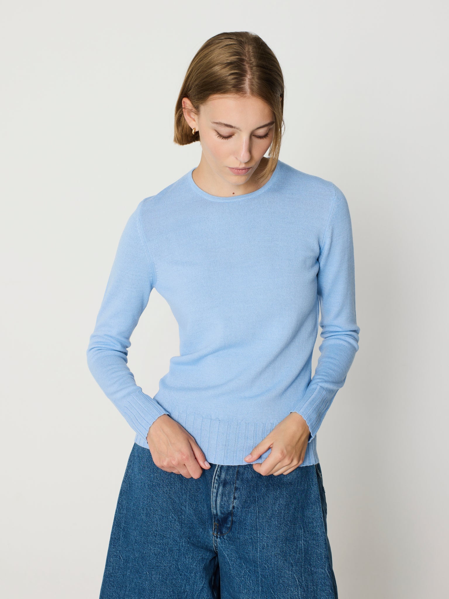 Jersey de canalé ancho cuello redondo y manga larga
