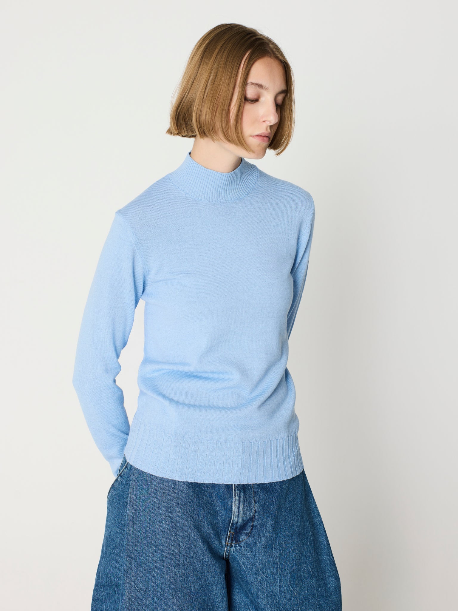 Jersey básico de canalé ancho cuello semicisne, manga larga