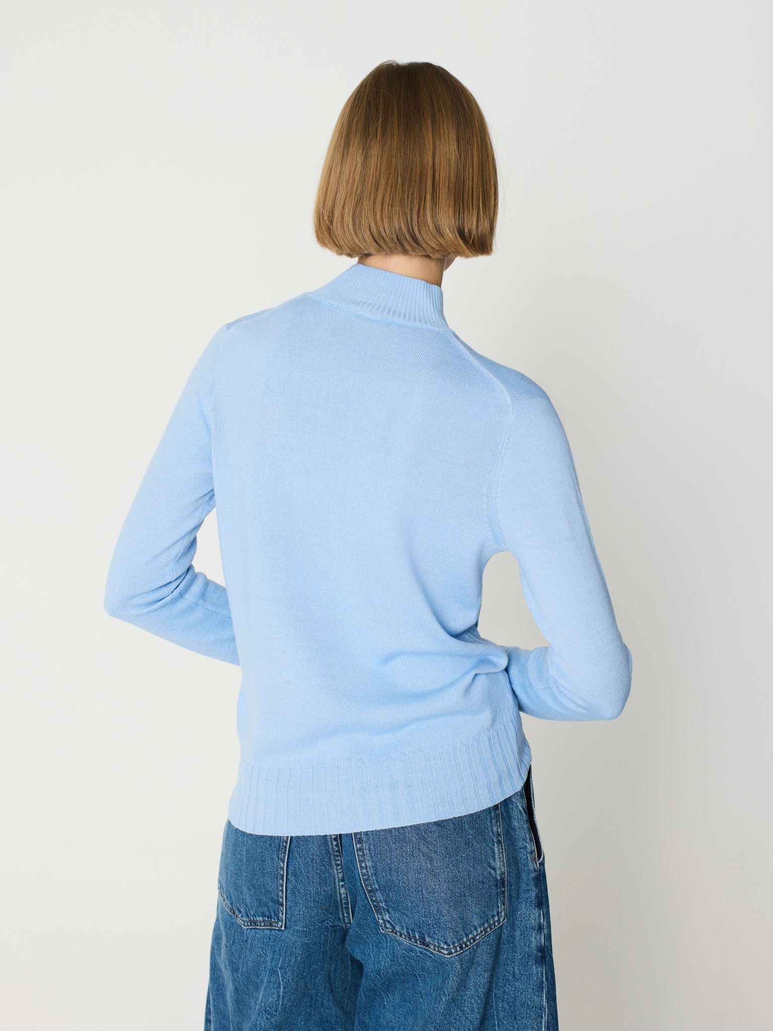 Jersey básico de canalé ancho cuello semicisne, manga larga