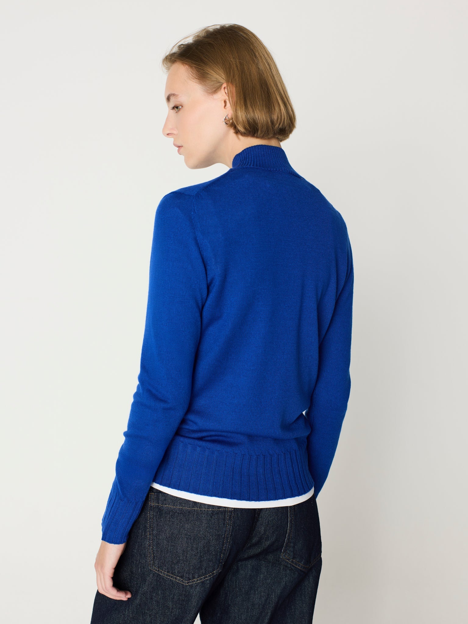 Jersey básico de canalé ancho cuello semicisne, manga larga