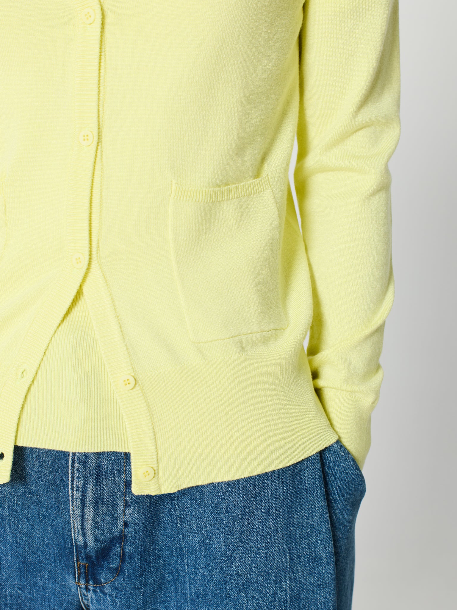 Twinset con canalé ancho en los bajos