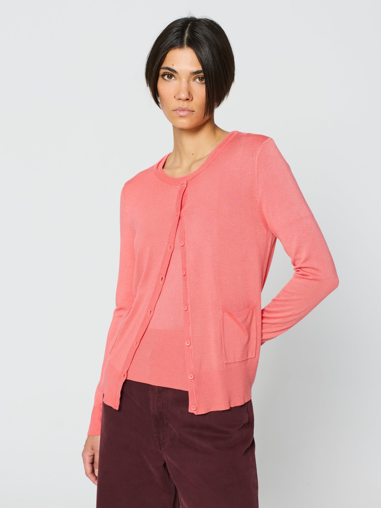 Twinset con canalé ancho en los bajos