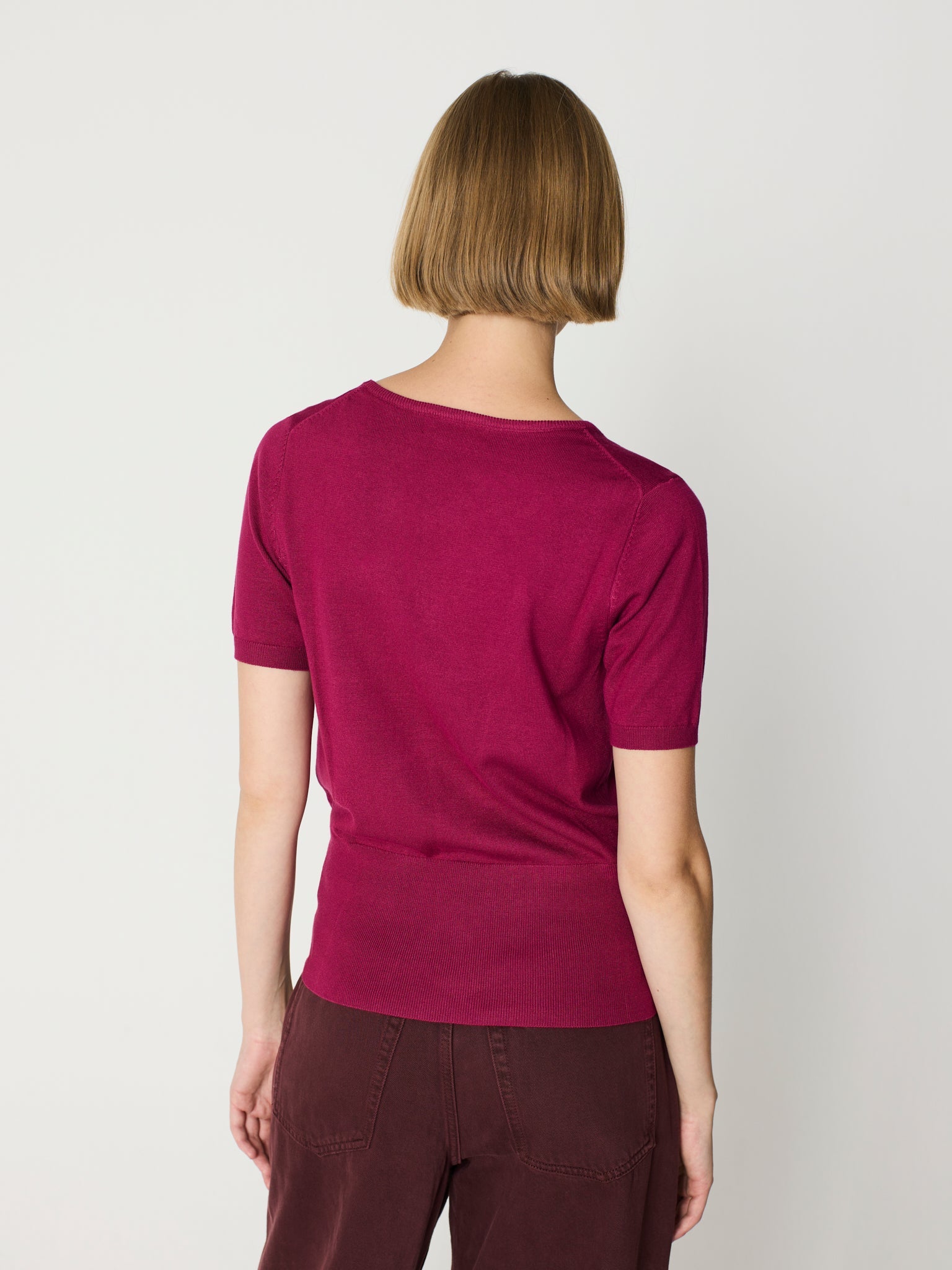 Twinset con canalé ancho en los bajos