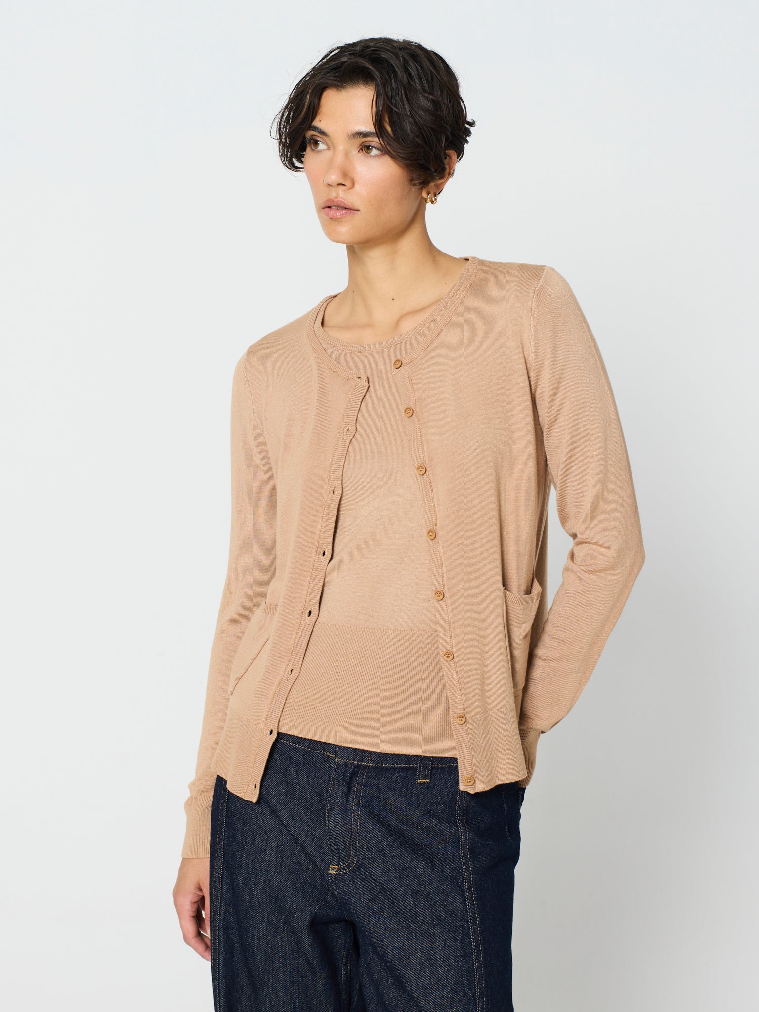 Twinset con canalé ancho en los bajos