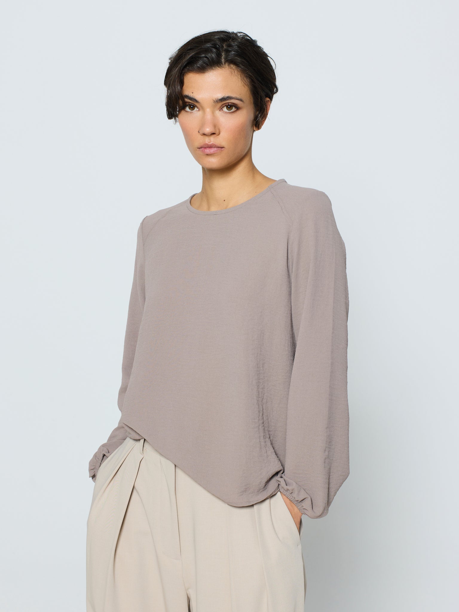 Camisa cuello redondo