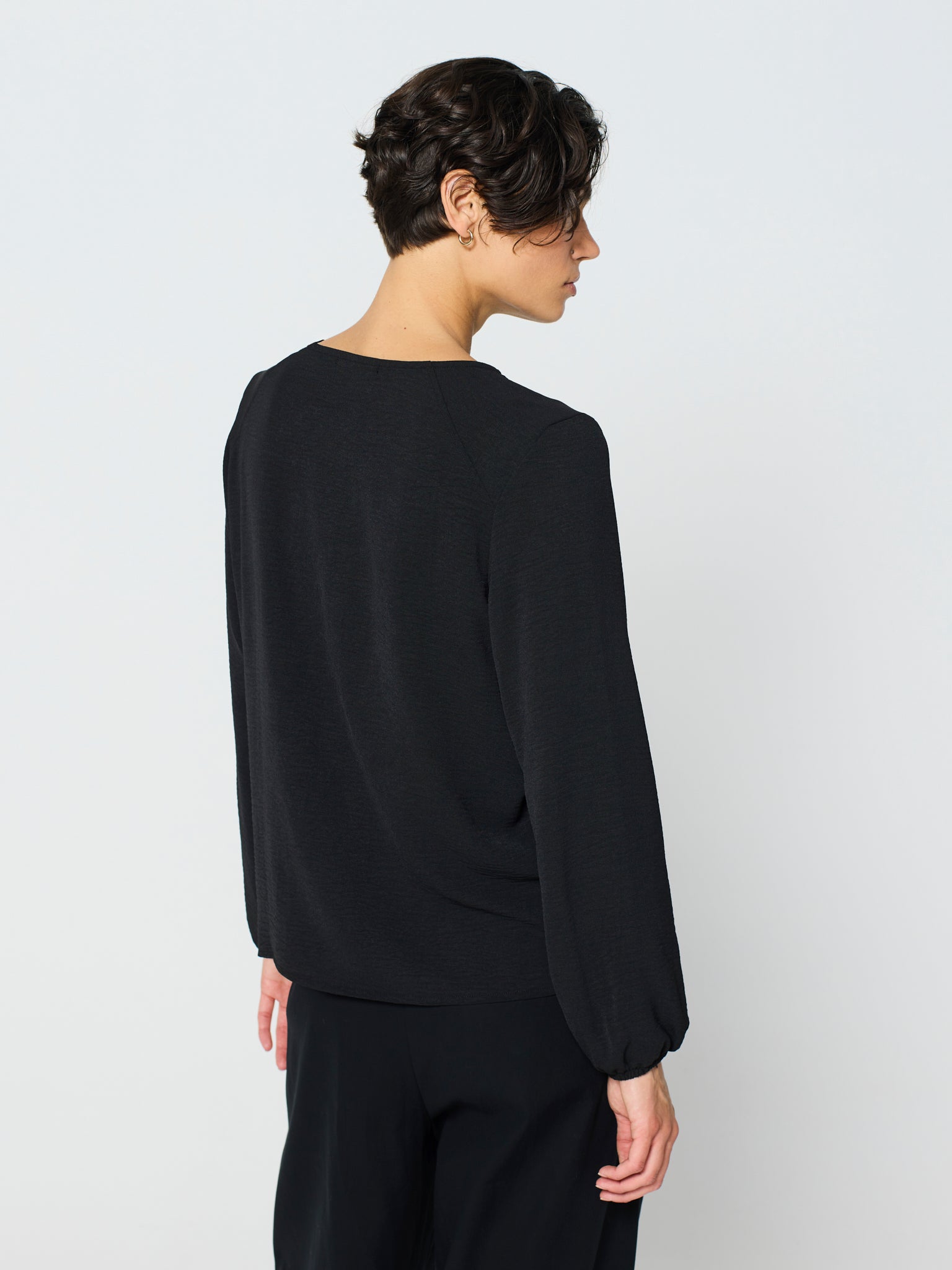 Camisa cuello redondo