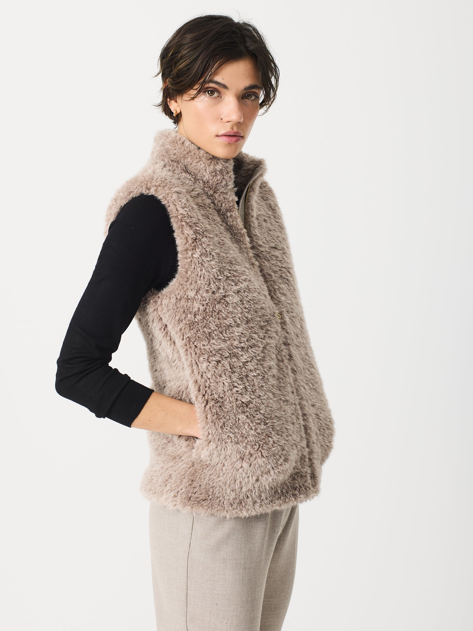 Chaleco de pelo cuello chimenea