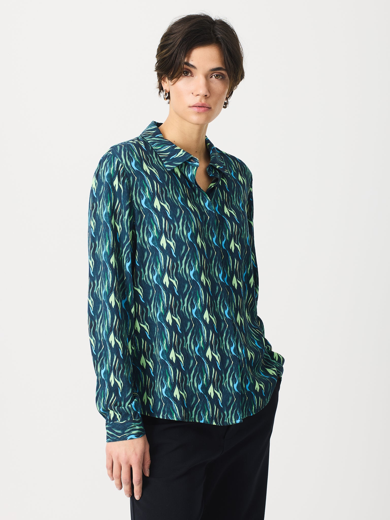 Camisa animal print manga larga