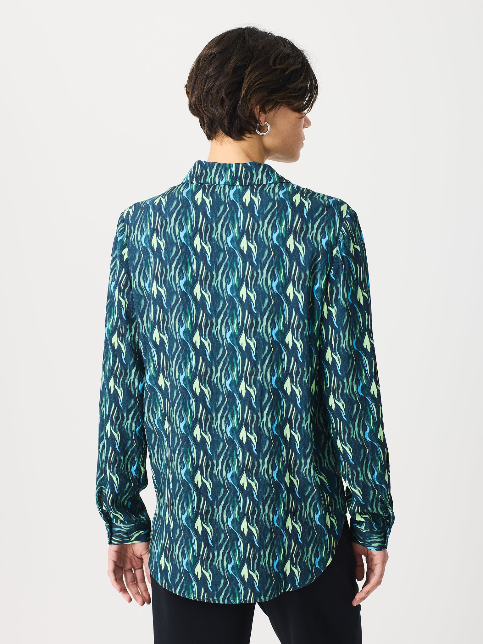 Camisa animal print manga larga