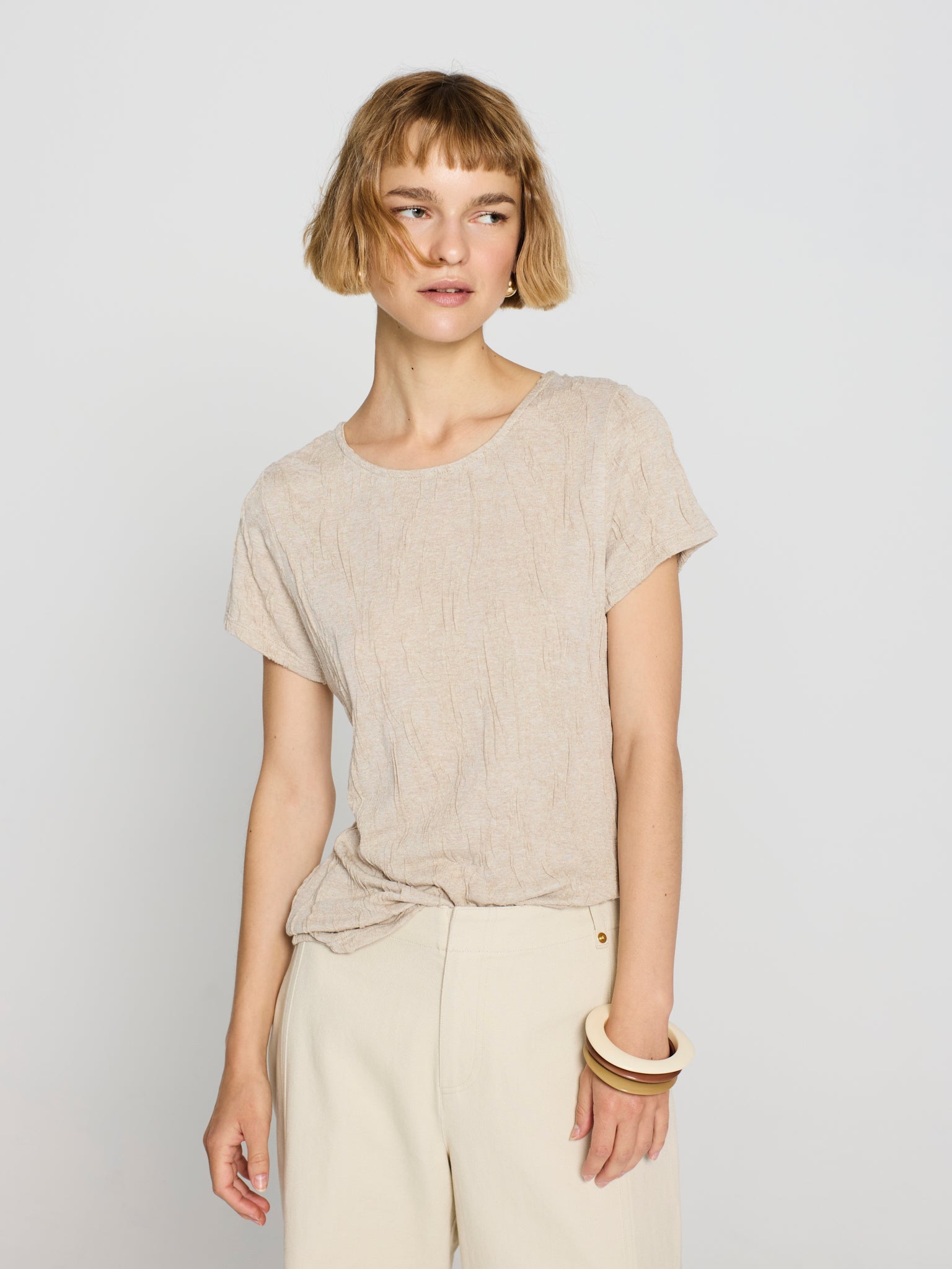 Camiseta textura arrugada