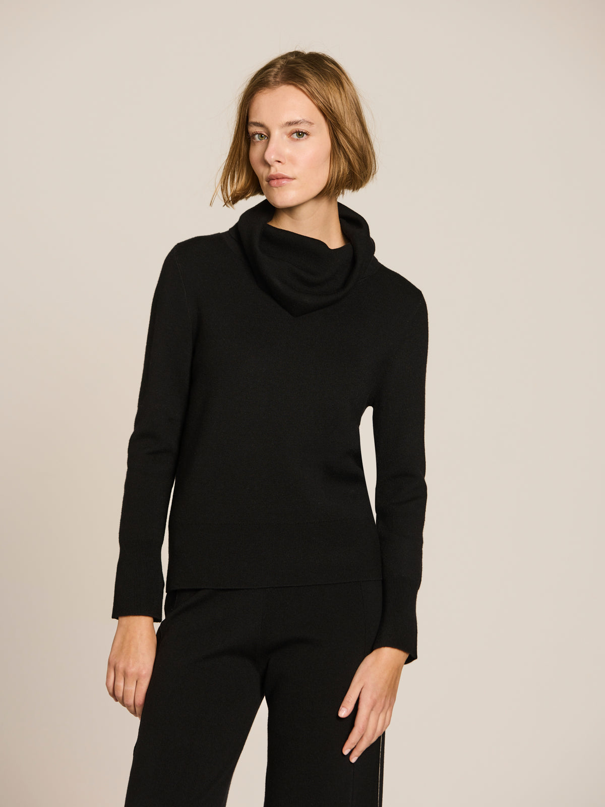 Jersey de punto Milano con cuello vuelto