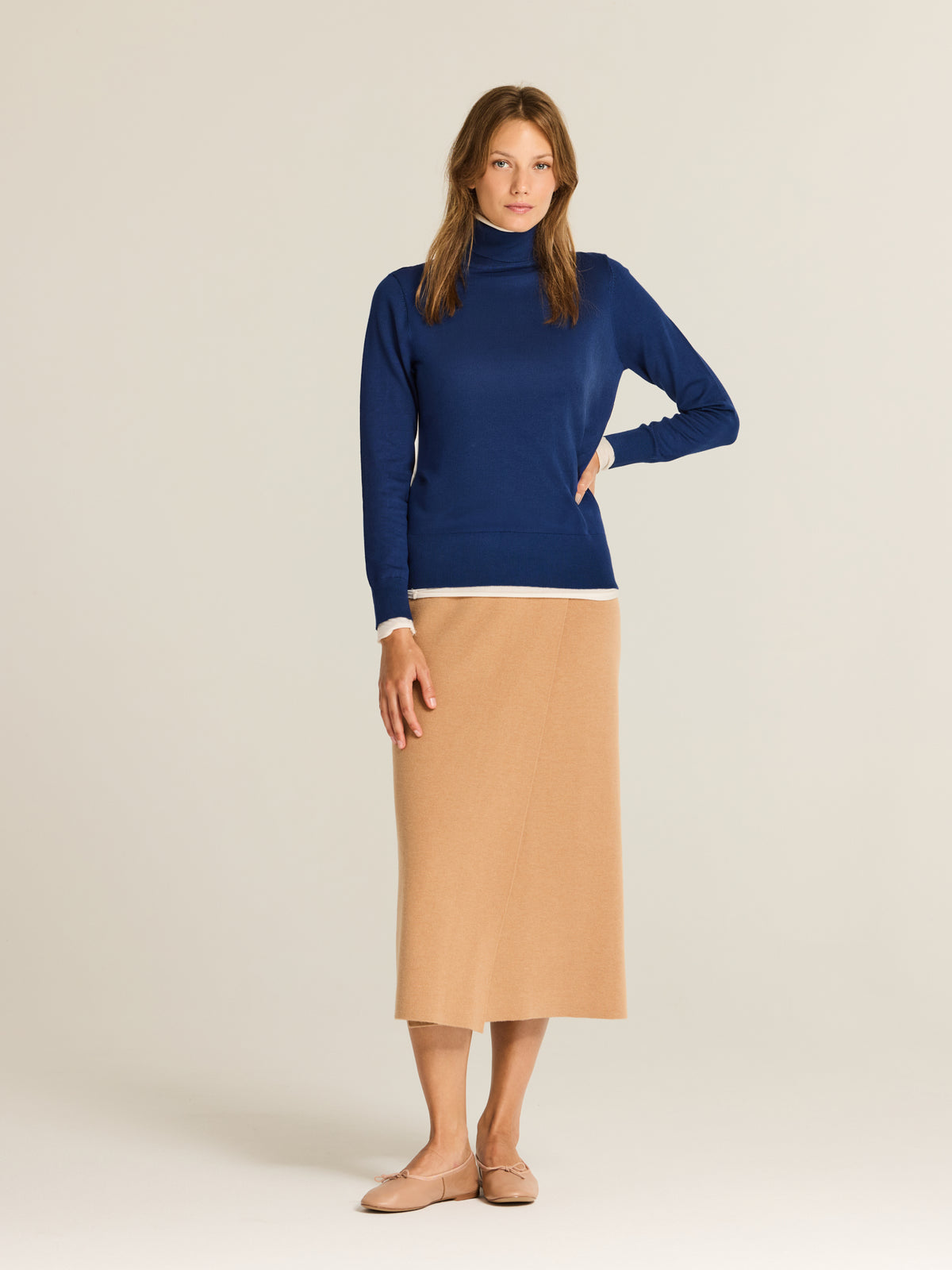 Jersey de viscosa con cuello alto