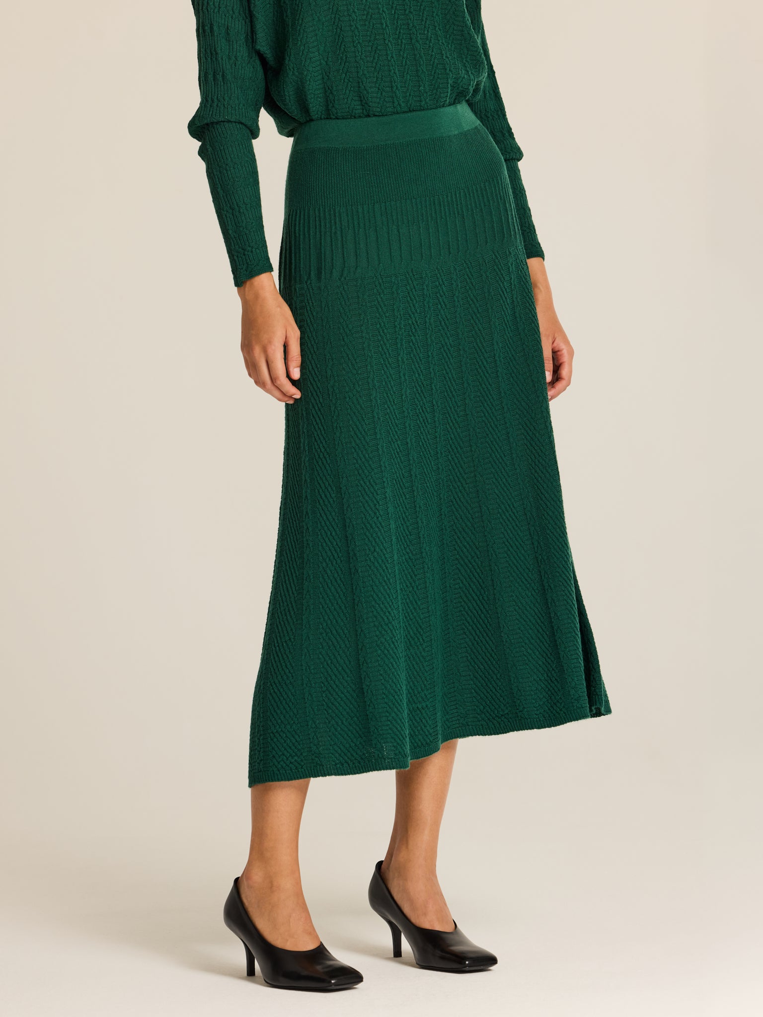 Falda midi de punto