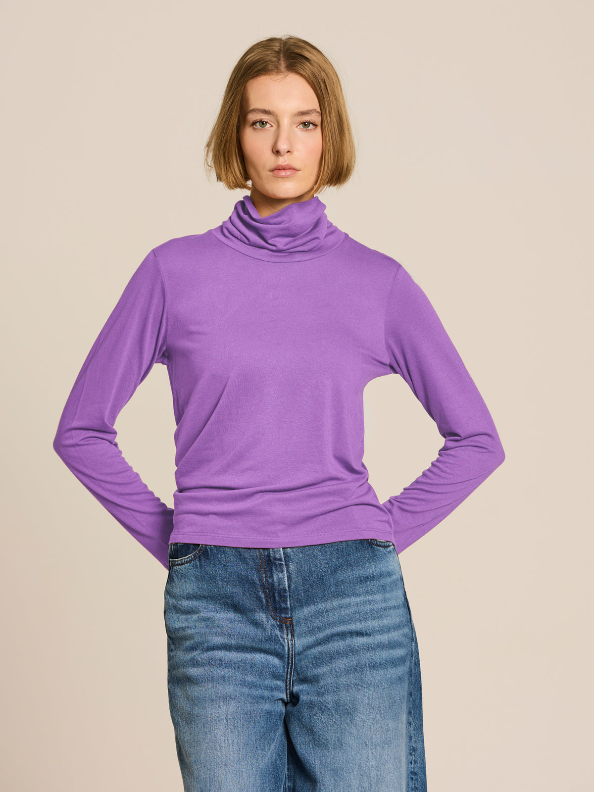 Camiseta de cuello alto