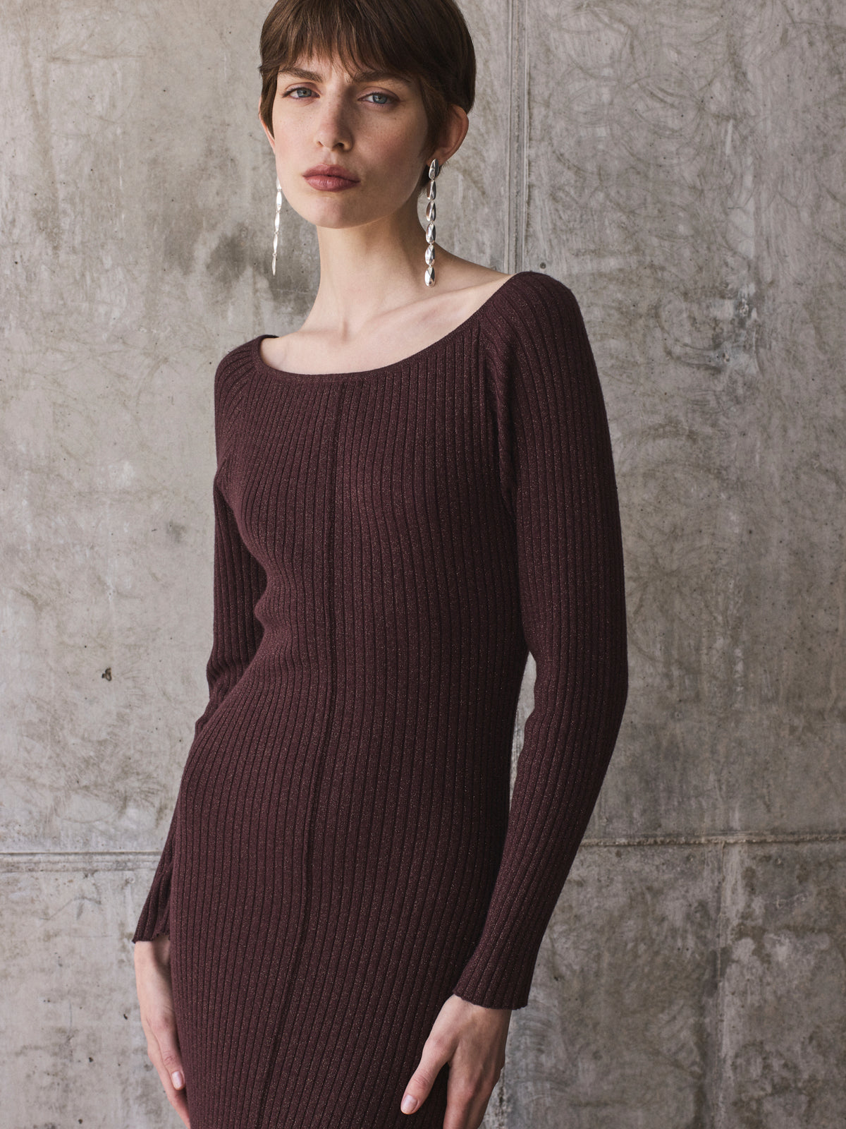 Vestido largo de punto de canalé con lúrex